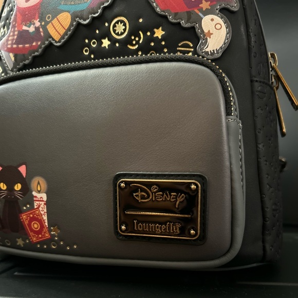 Hocus Pocus Loungefly Disney Small Backpack - Picture 5 of 5